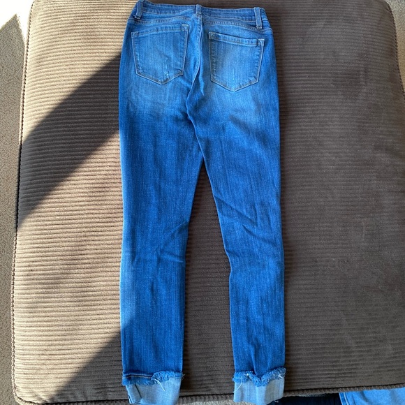Distressed KanCan Jeans - Picture 3 of 7